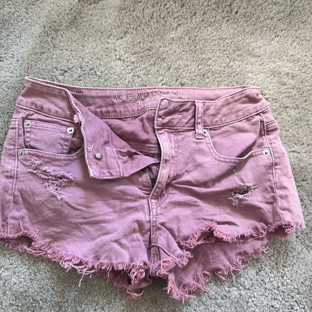 American Eagle Cut off frayed jeans